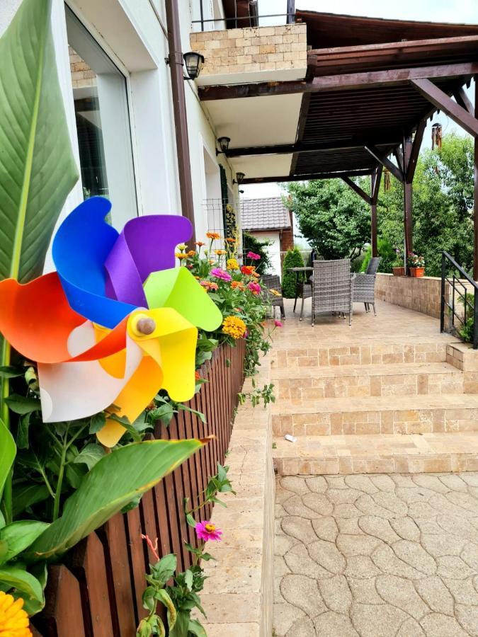 Nobless Villa Mereni  Экстерьер фото