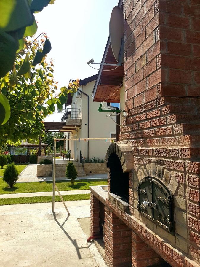 Nobless Villa Mereni  Экстерьер фото