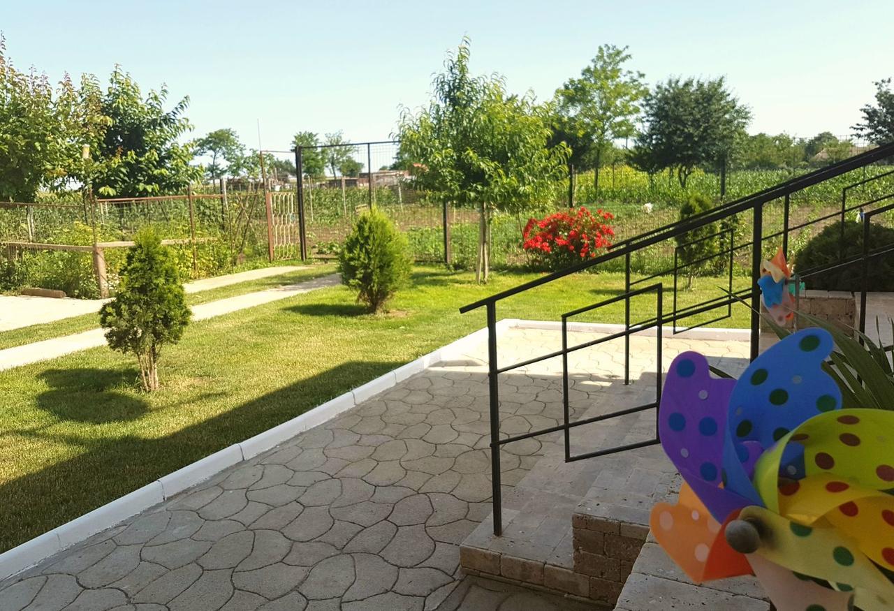Nobless Villa Mereni  Экстерьер фото